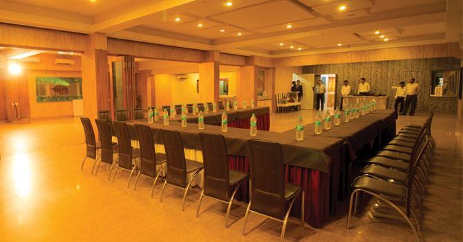 Hotel Aryan Jharsuguda Экстерьер фото